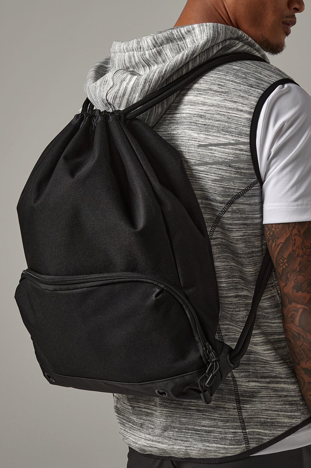 ATHLEISURE JUMPPAPUSSI 18 L